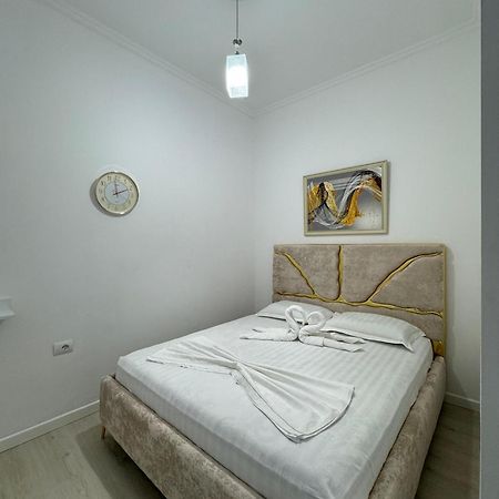 Solei Apartments Sarandë Exteriör bild
