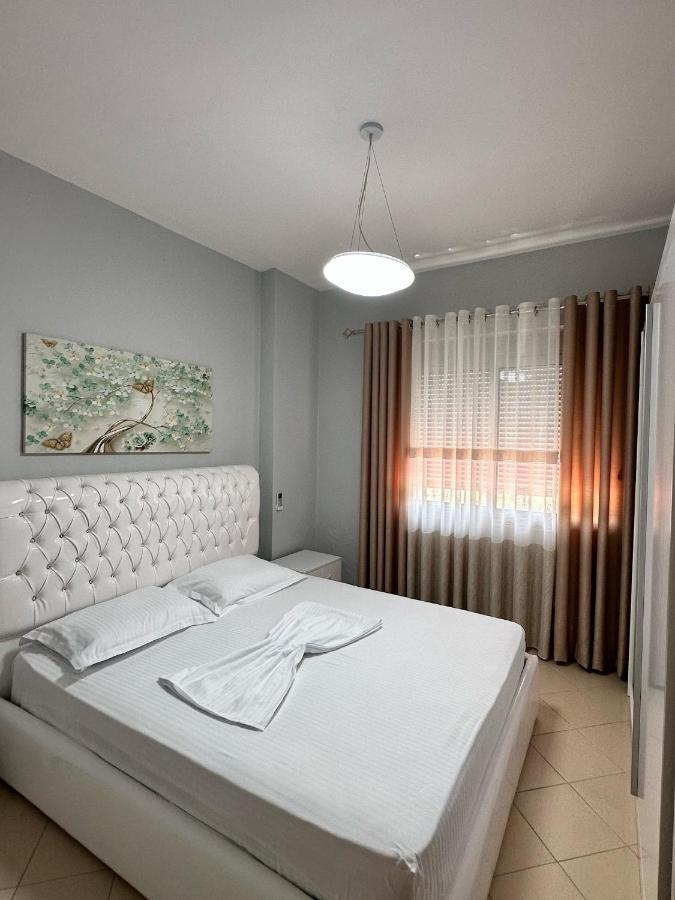 Solei Apartments Sarandë Exteriör bild