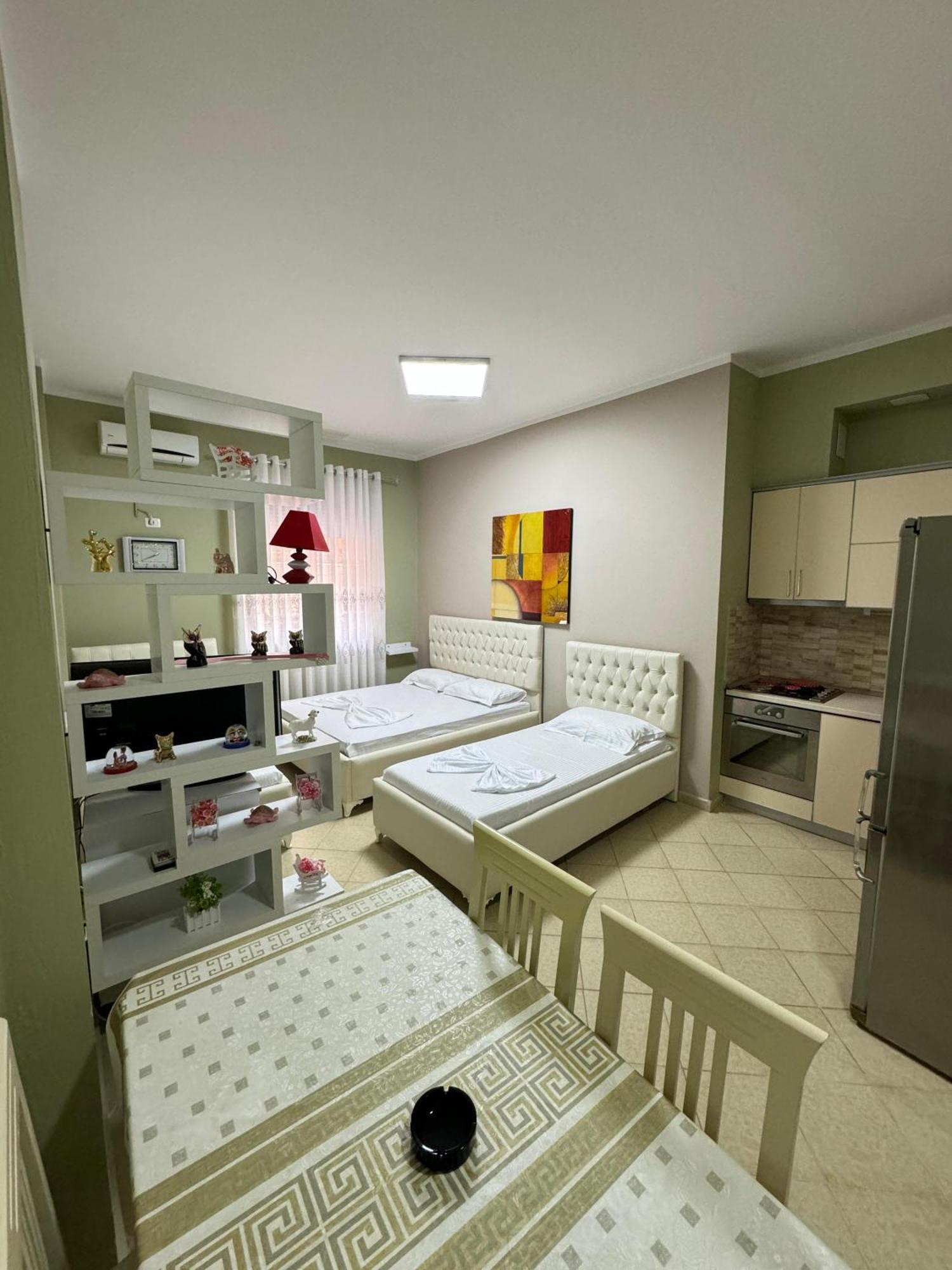 Solei Apartments Sarandë Exteriör bild